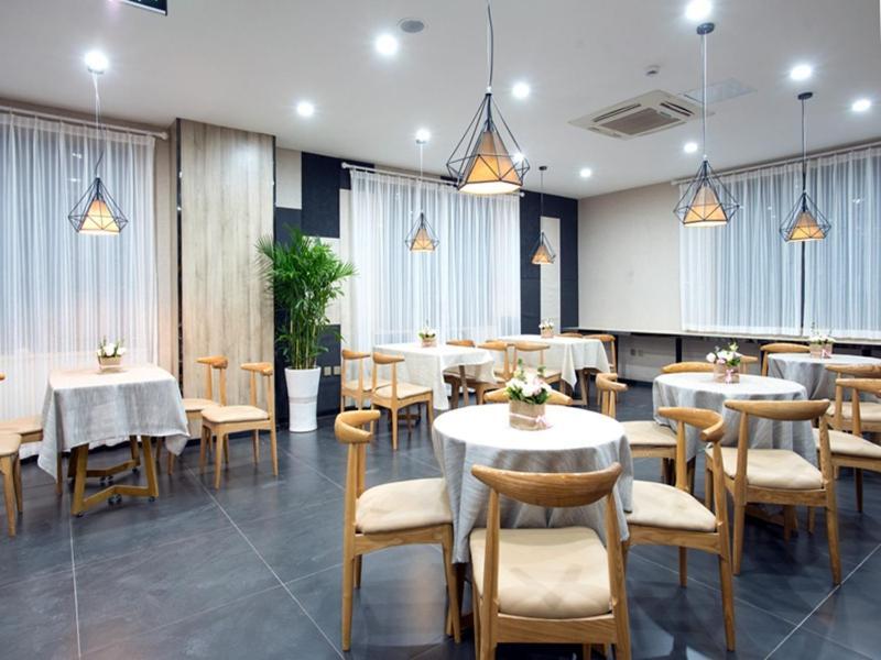 Thank Inn Plus Hotel Shandong Qingdao Olympic Sailing May 4Th Square Exterior foto